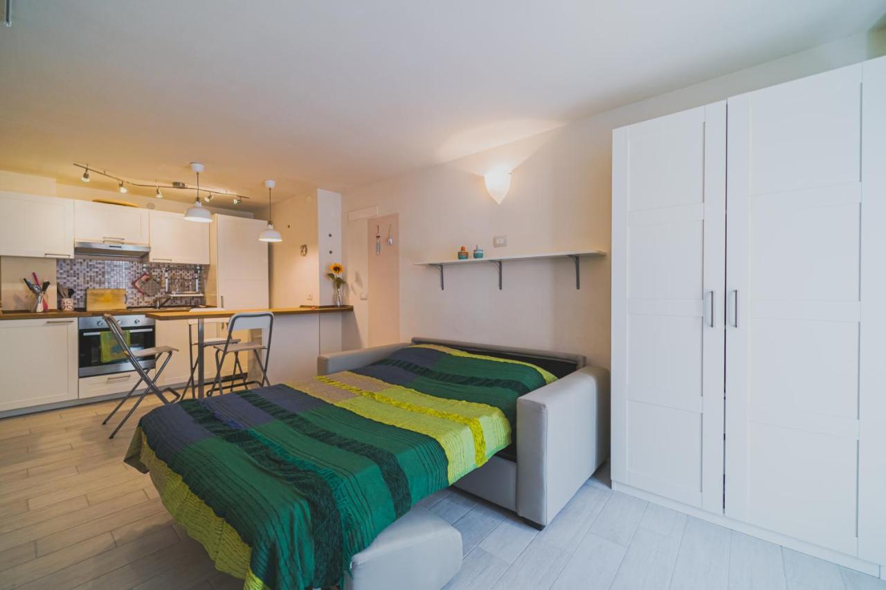 Monolocali Le Lecce Pool & Tennis Capoliveri  Eksteriør bilde